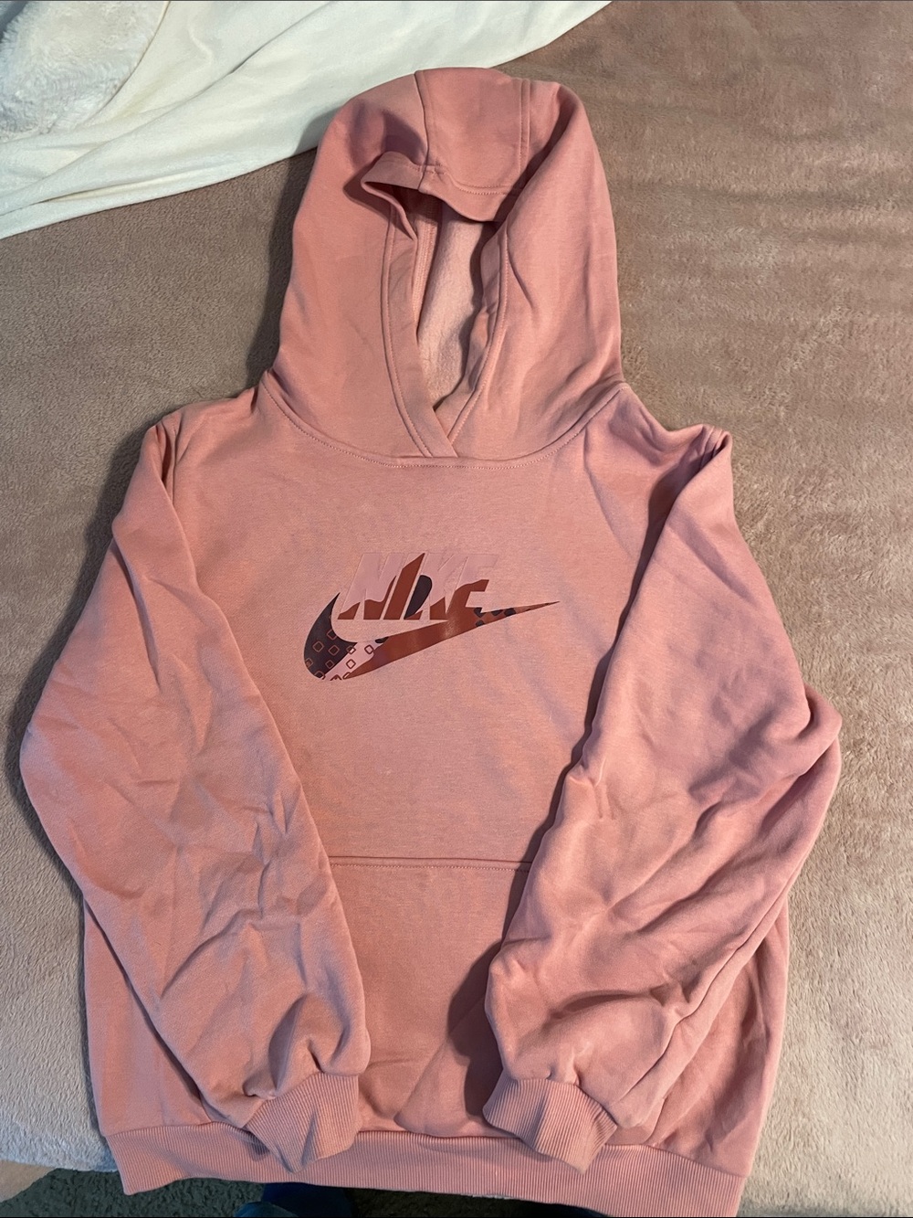 Nike Rose Pink Girl’s Youth Hooded Sweatshirt with Graphic Swoosh